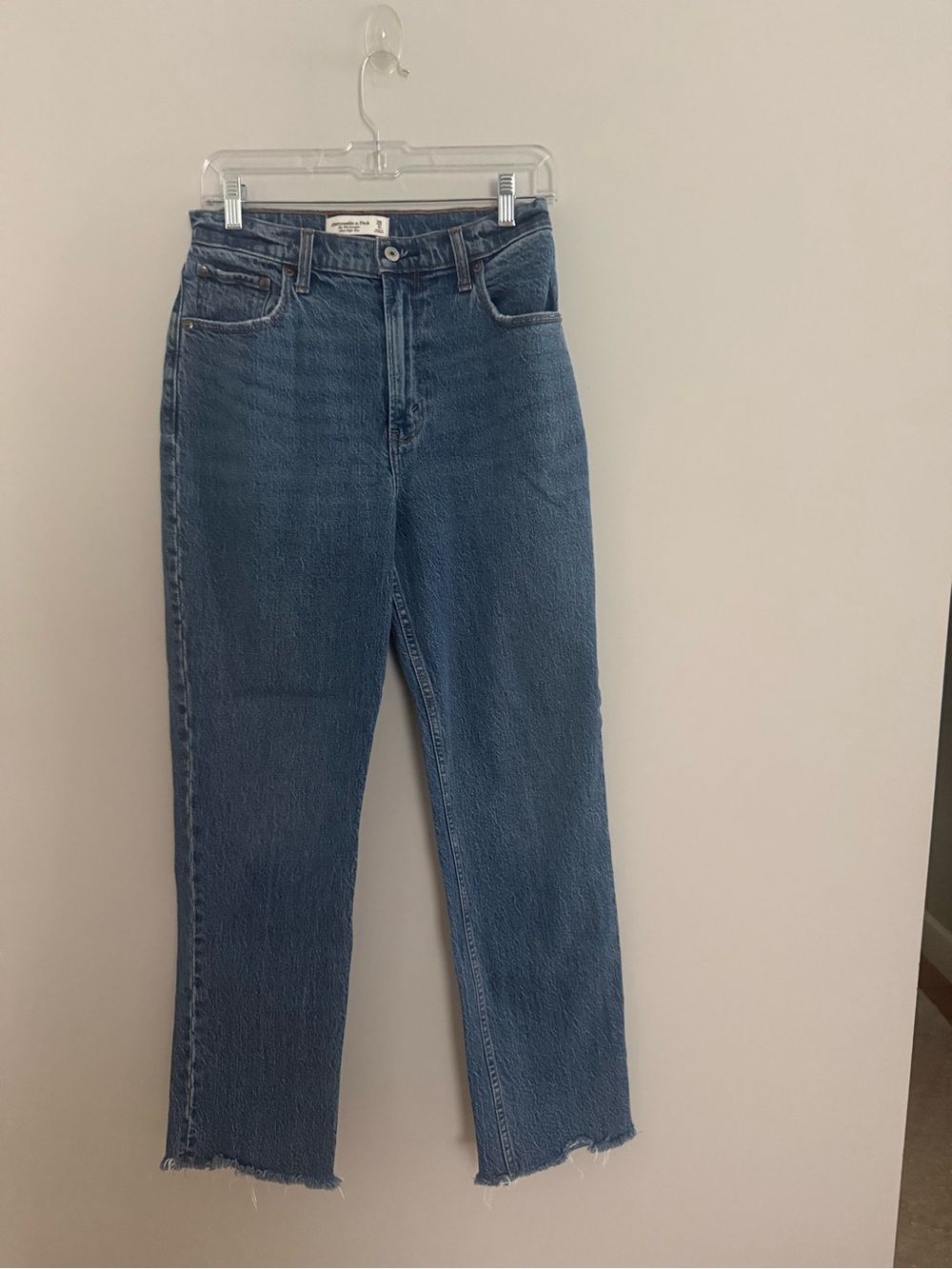 Abercrombie & Fitch Straight-Leg Mid-Blue Women’s Jeans